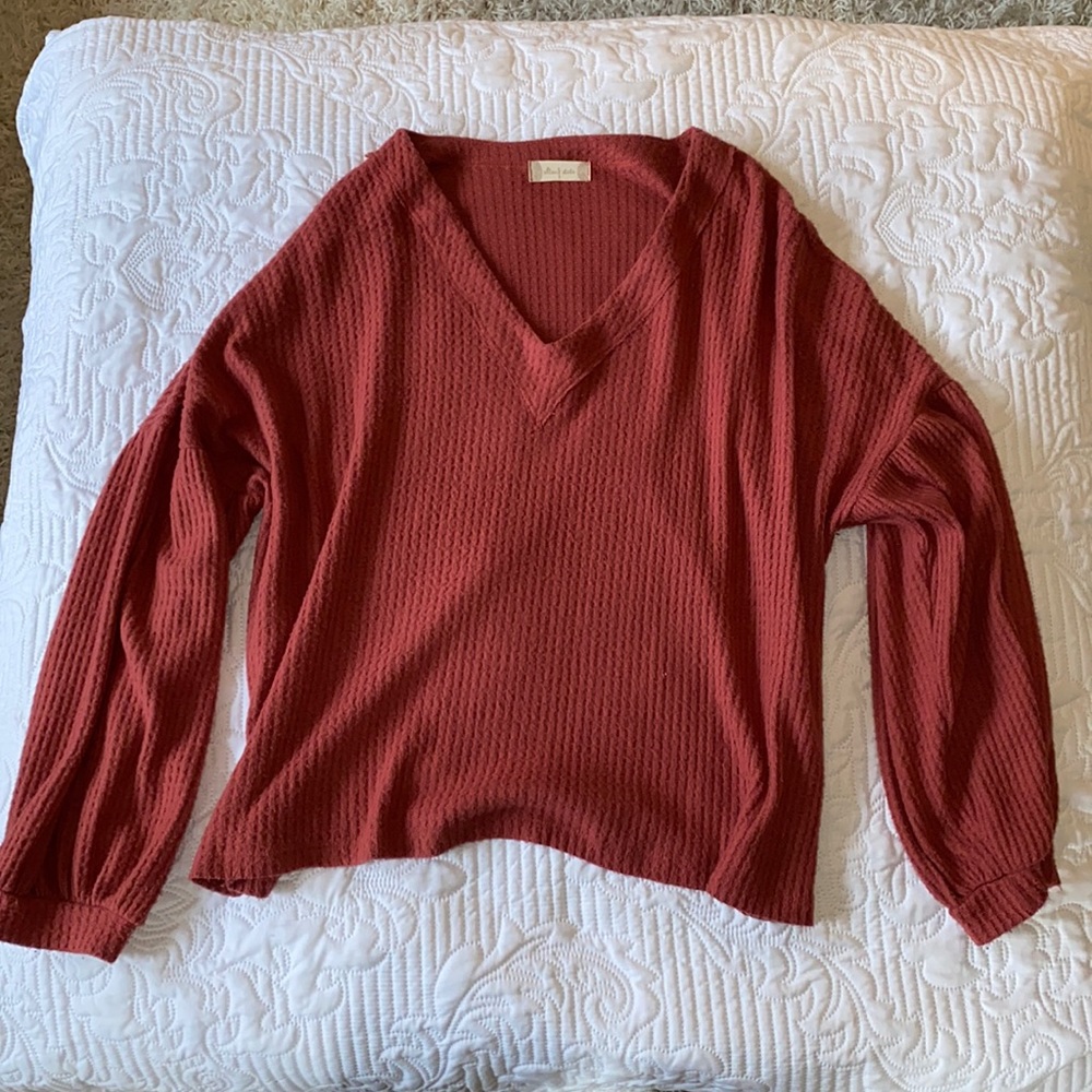 V neck sweater top
